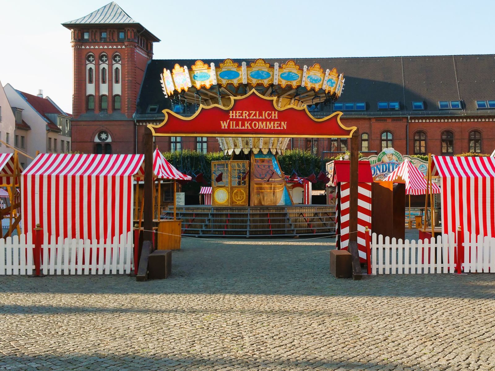 Jahrmarkt Tor groß - Tor ∗ No.3