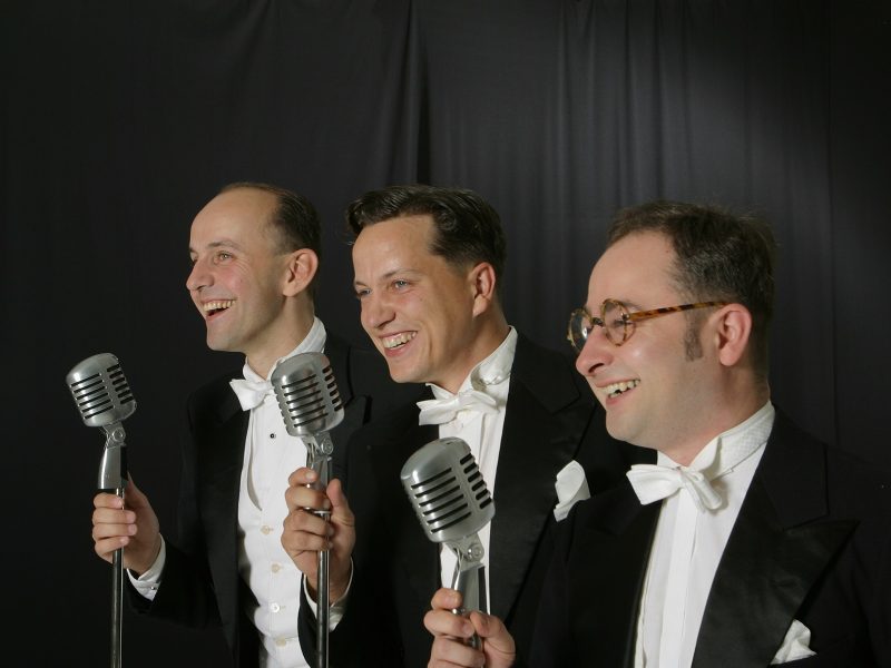 Die Herren von der Tankstelle - Tanz & Musik Show der 20er Jahre