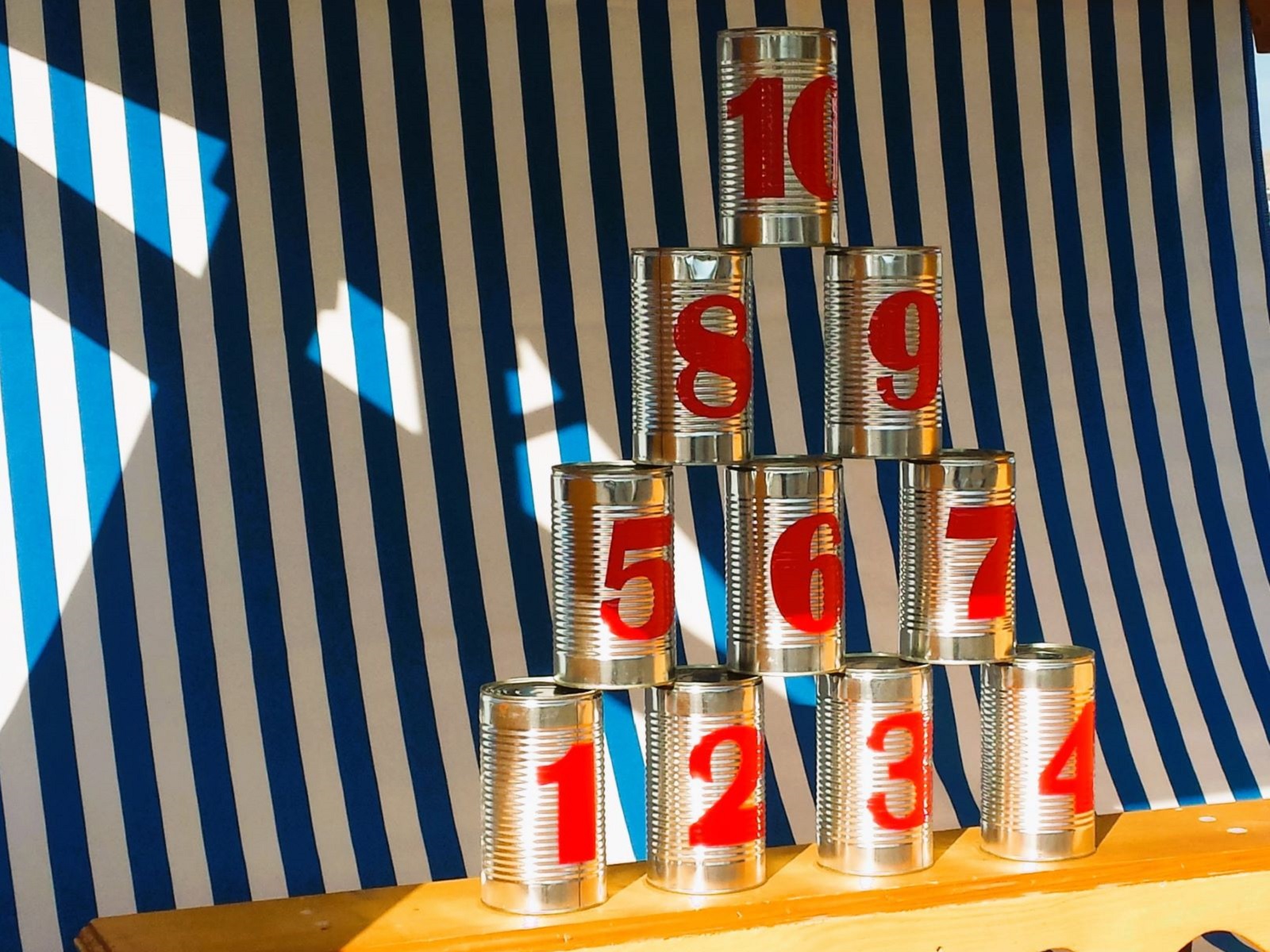 Wurf Bude - Büchsen werfen - Oktoberparty