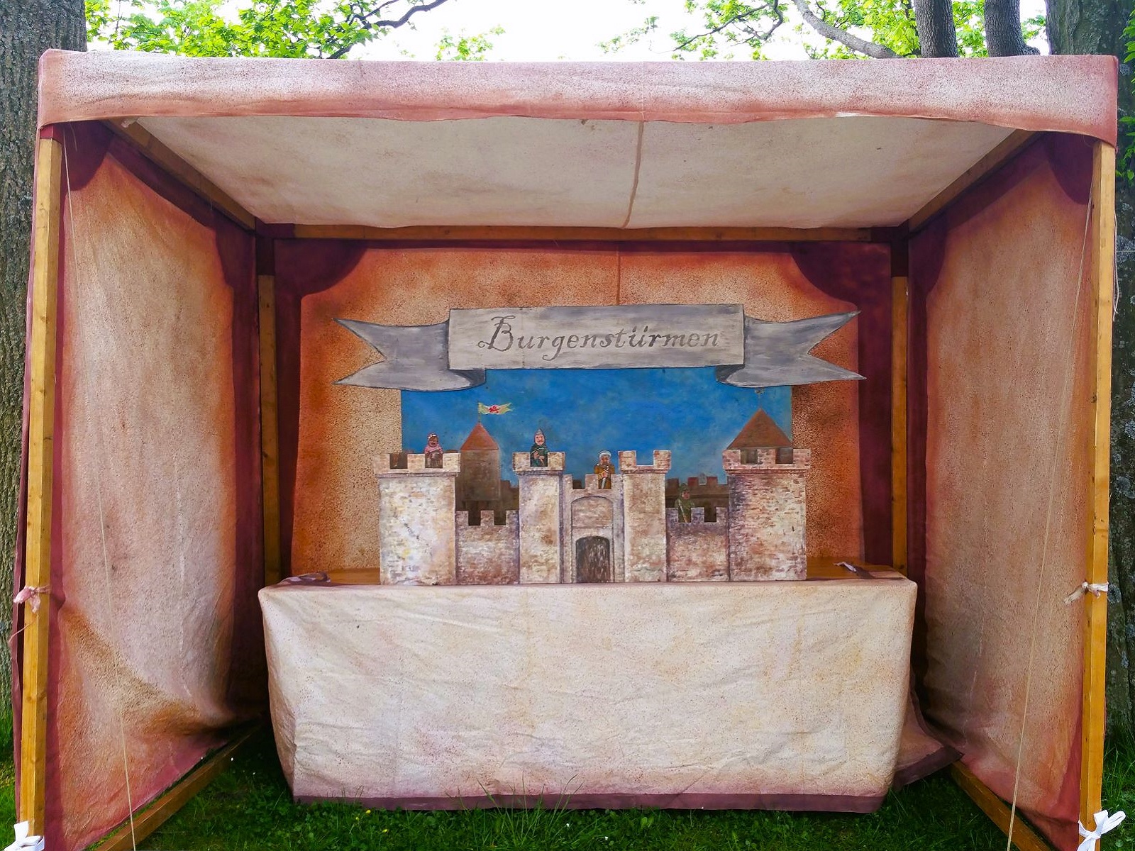 Wurfspiel - Burgen stürmen