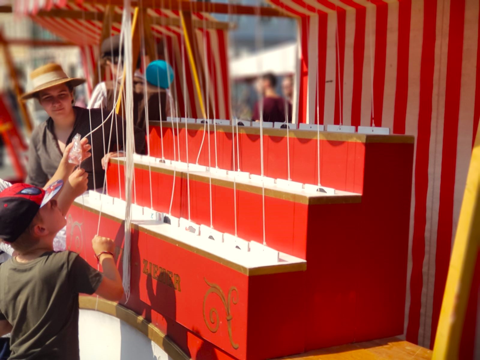 Faden ziehen - Nostalgie Spiel – Bild 2