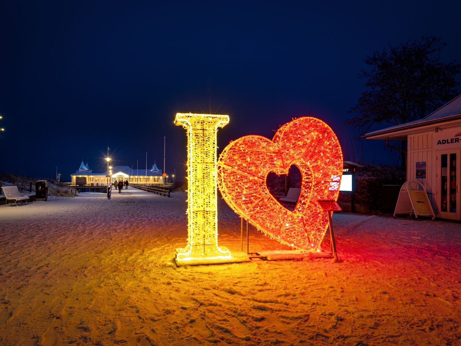 I Love - Buchstaben / Herz Lichtinstallation
