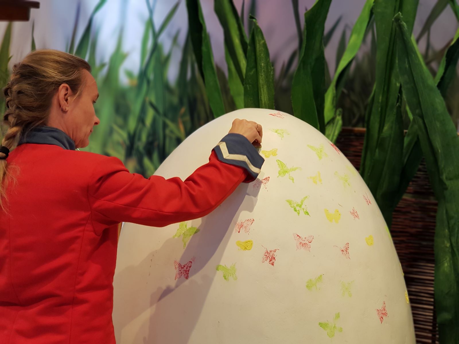 Osterei bemalen - Ei 1,50 m ∗ No.2