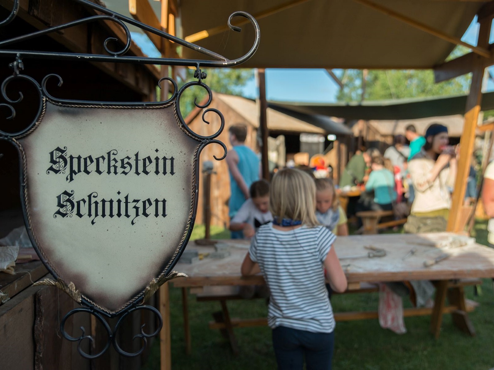 Historisches Handwerk - Speckstein schleifen