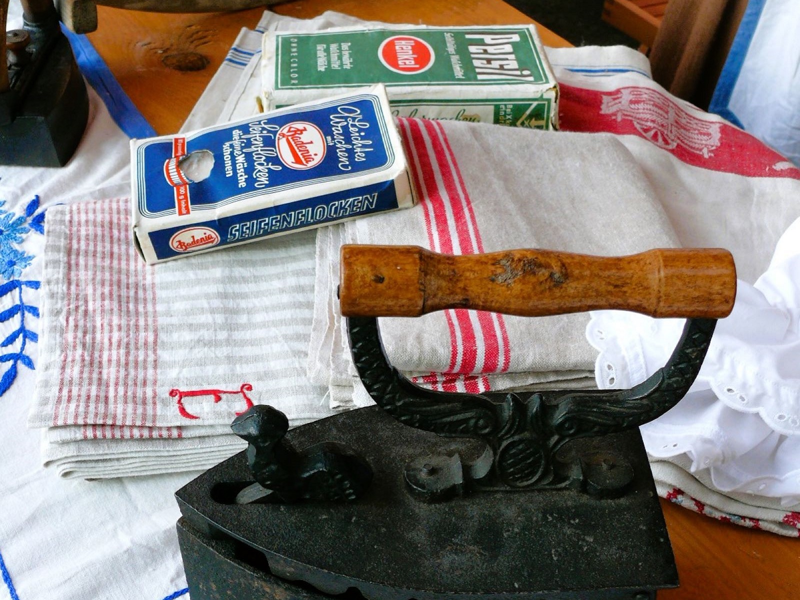 Historisches Handwerk - Waschfrau / Waschstube – Bild 2