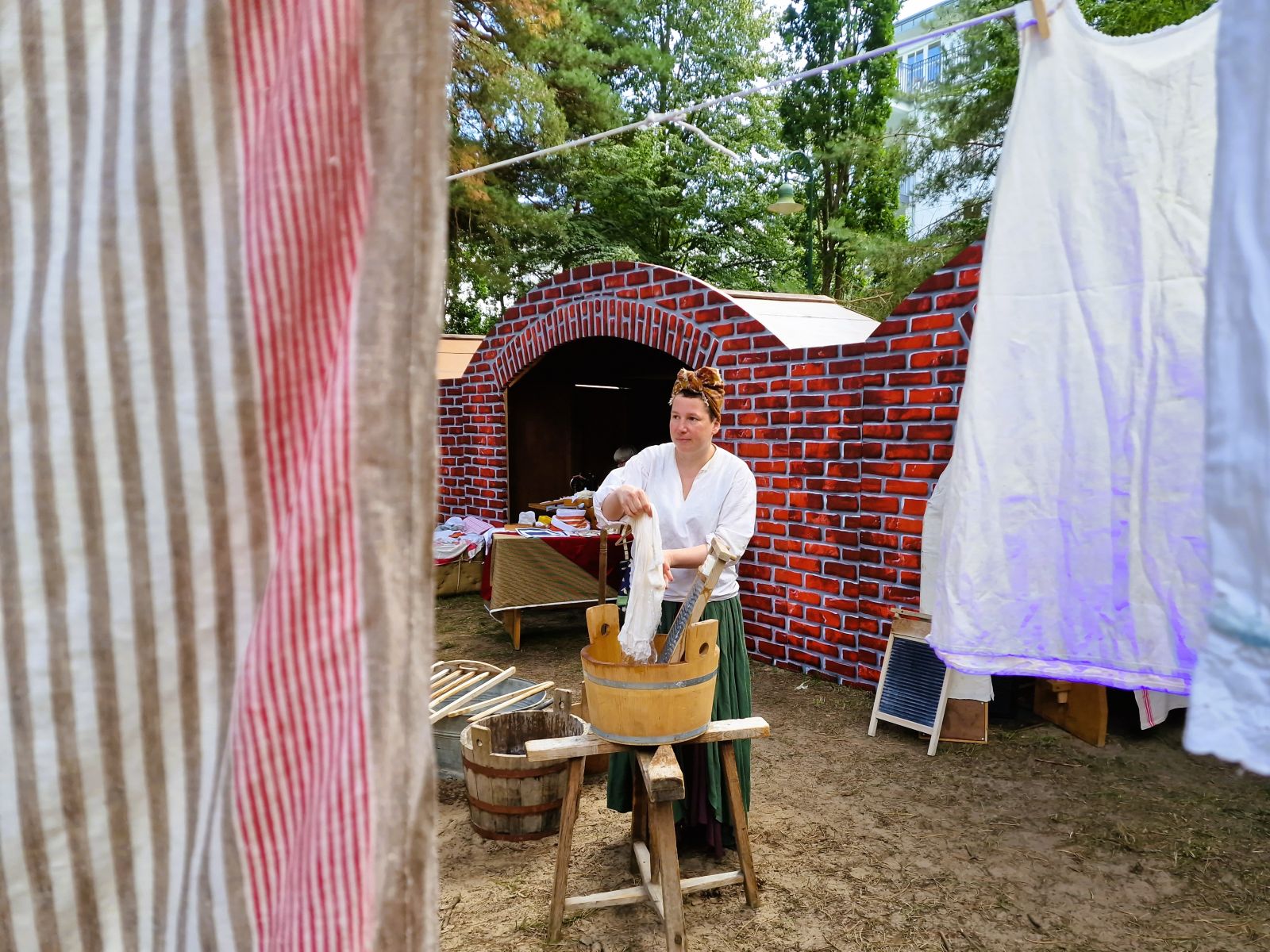 Historische Waschfrau