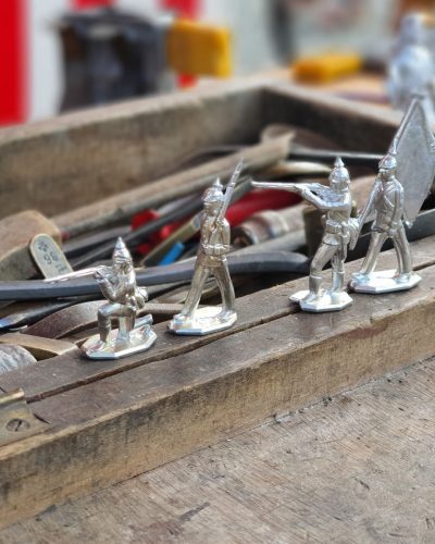 Historisches Handwerk - Zinn gießen