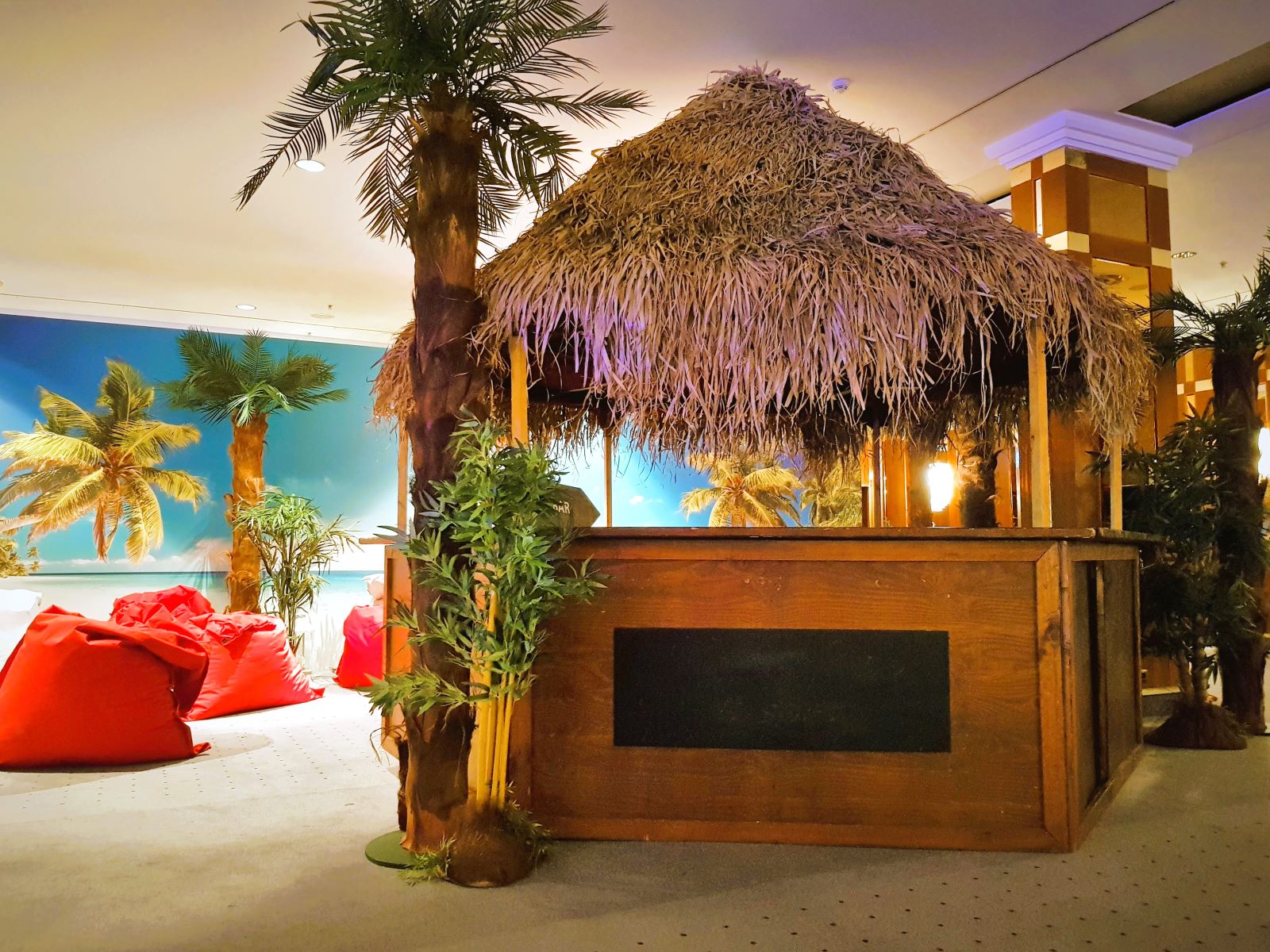 Strandbar - Palmendach