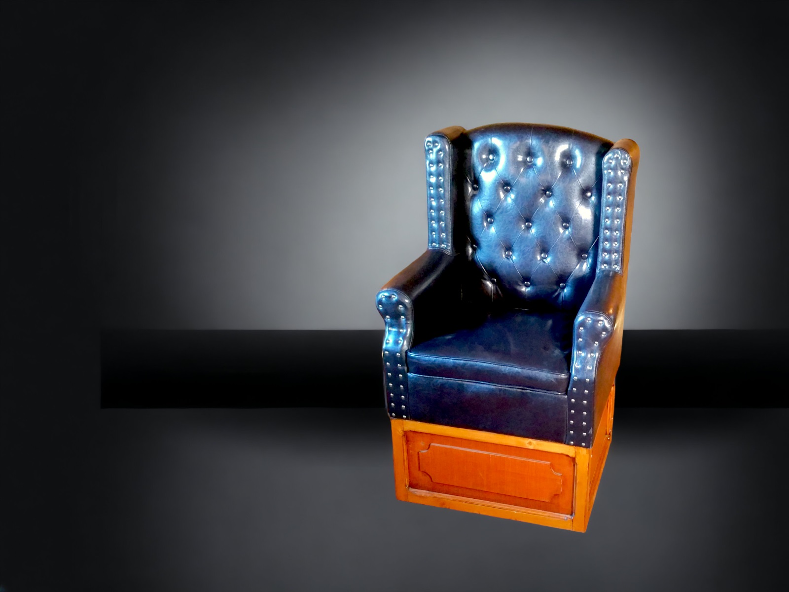 Thron ∗ No.5 – Bild 2