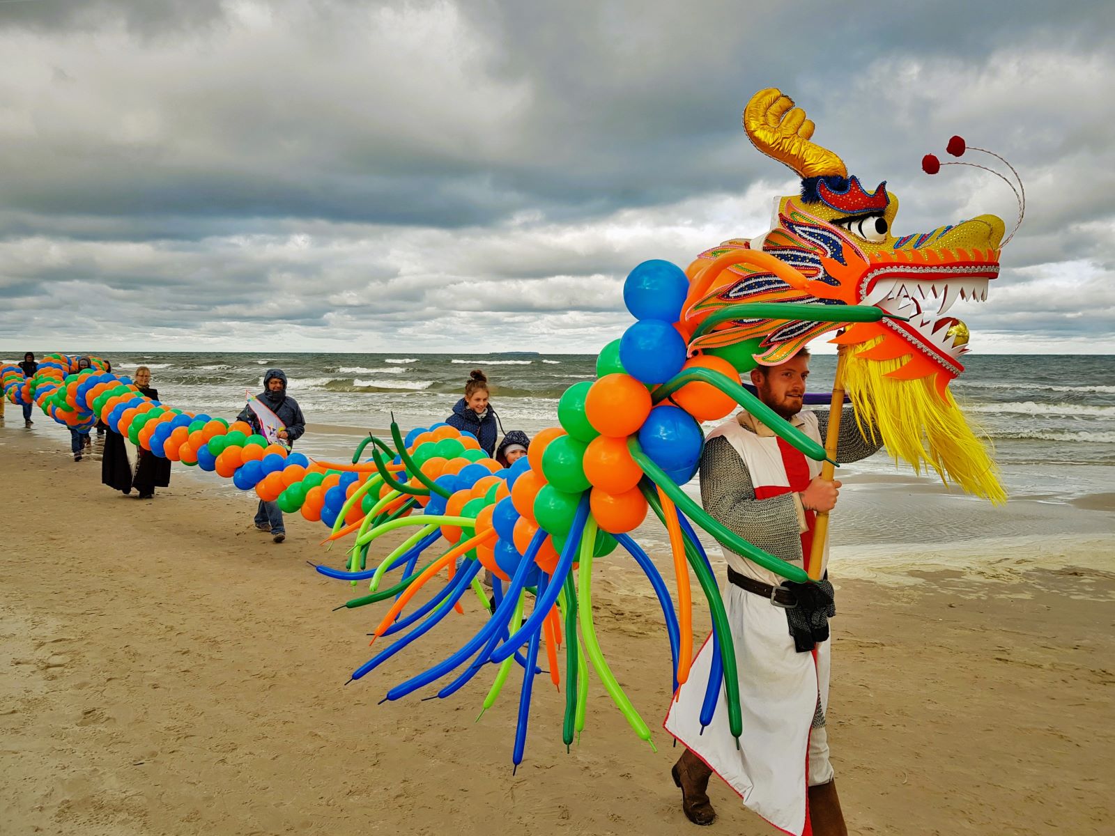 Chinesischer Tanz Drache  - Ballondrache