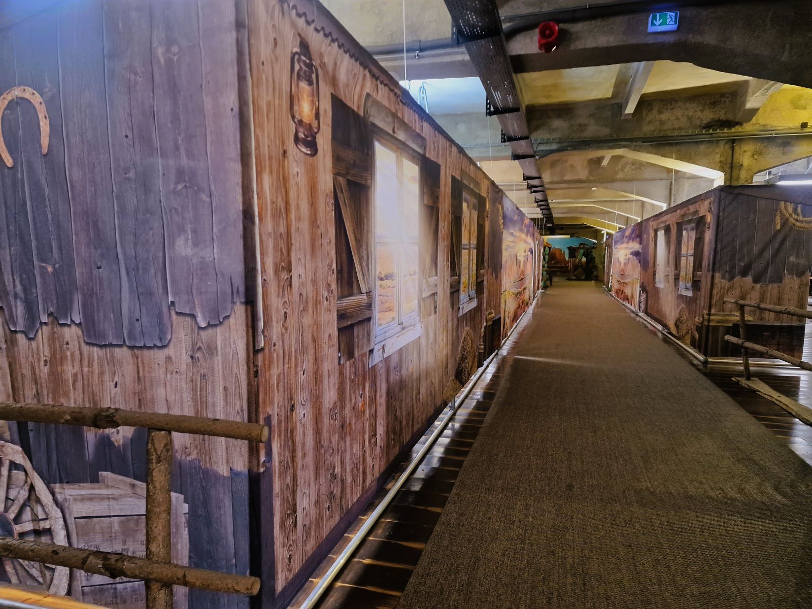 Wilder Westen - Scheunenwand Bühnenbild ∗ No.4 – Bild 2