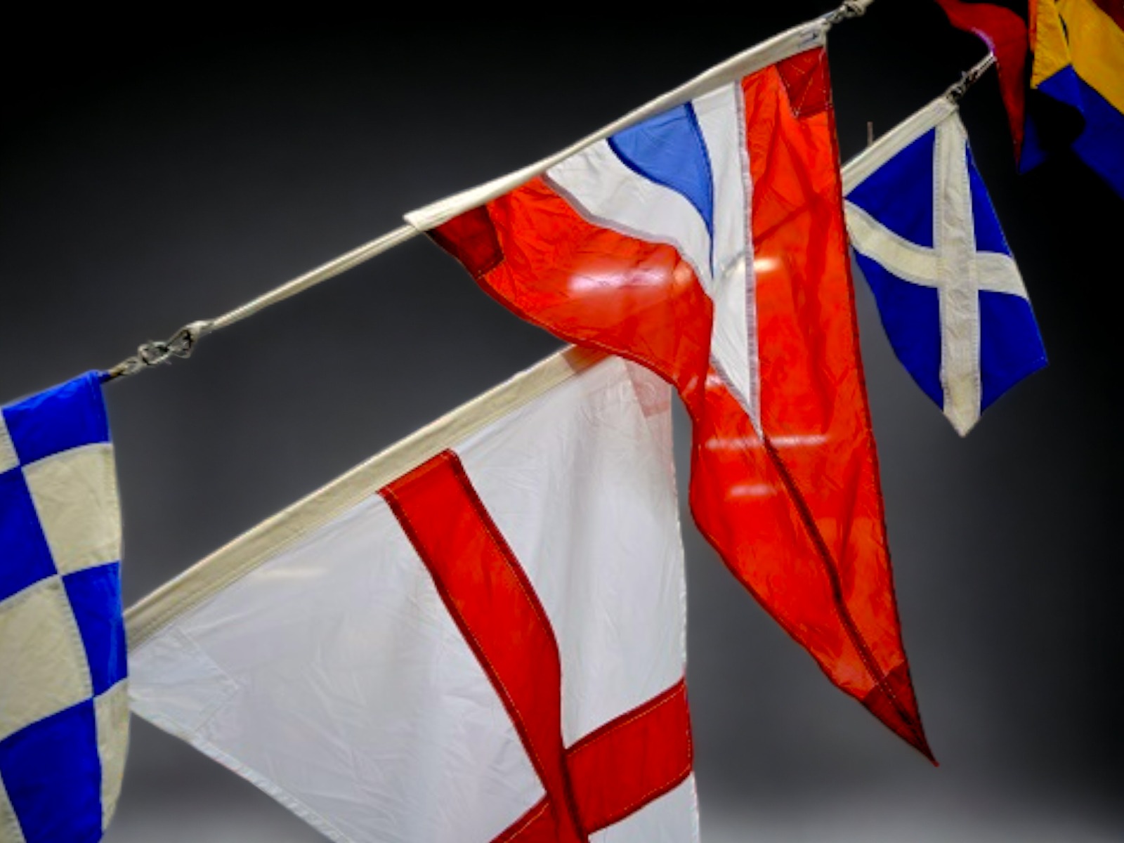 Schiffsflaggen / Maritimer Flaggensatz / Signalflaggen – Bild 2