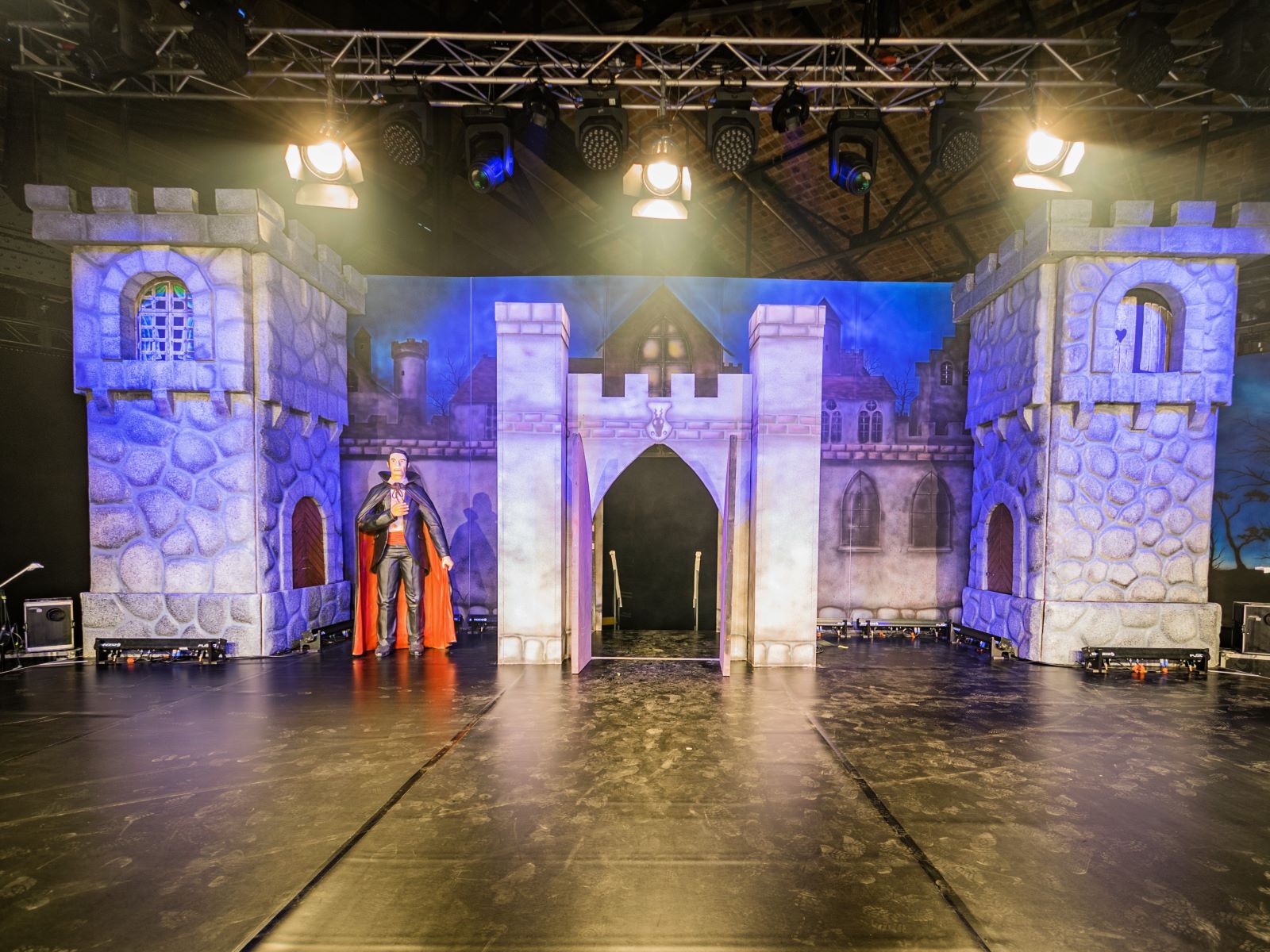 Schloss - Bühnenbild 2D / 3D ∗ No.2