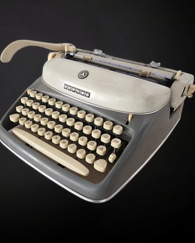 Schreibmaschine - 60er Jahre ∗ No.9