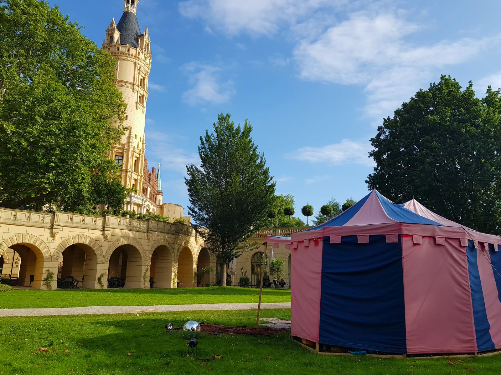Mittelalter 2 Mast Zelt Marquee - rot/blau ∗ No.8 – Bild 3