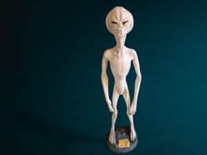 Alien Figur mieten