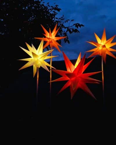 Sterne auf Stativ Dekoration