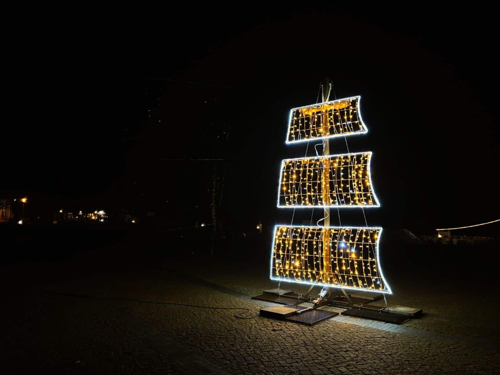 Rahsegel Mast für Events