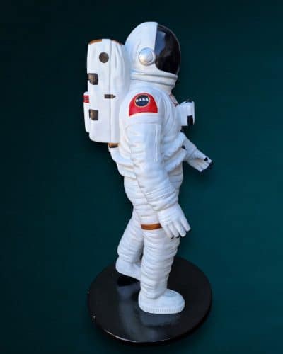 Astronaut 2