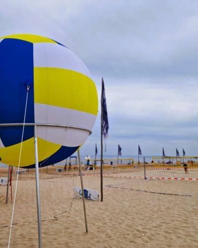 Aufbalsbarer Volleyball mieten 3m