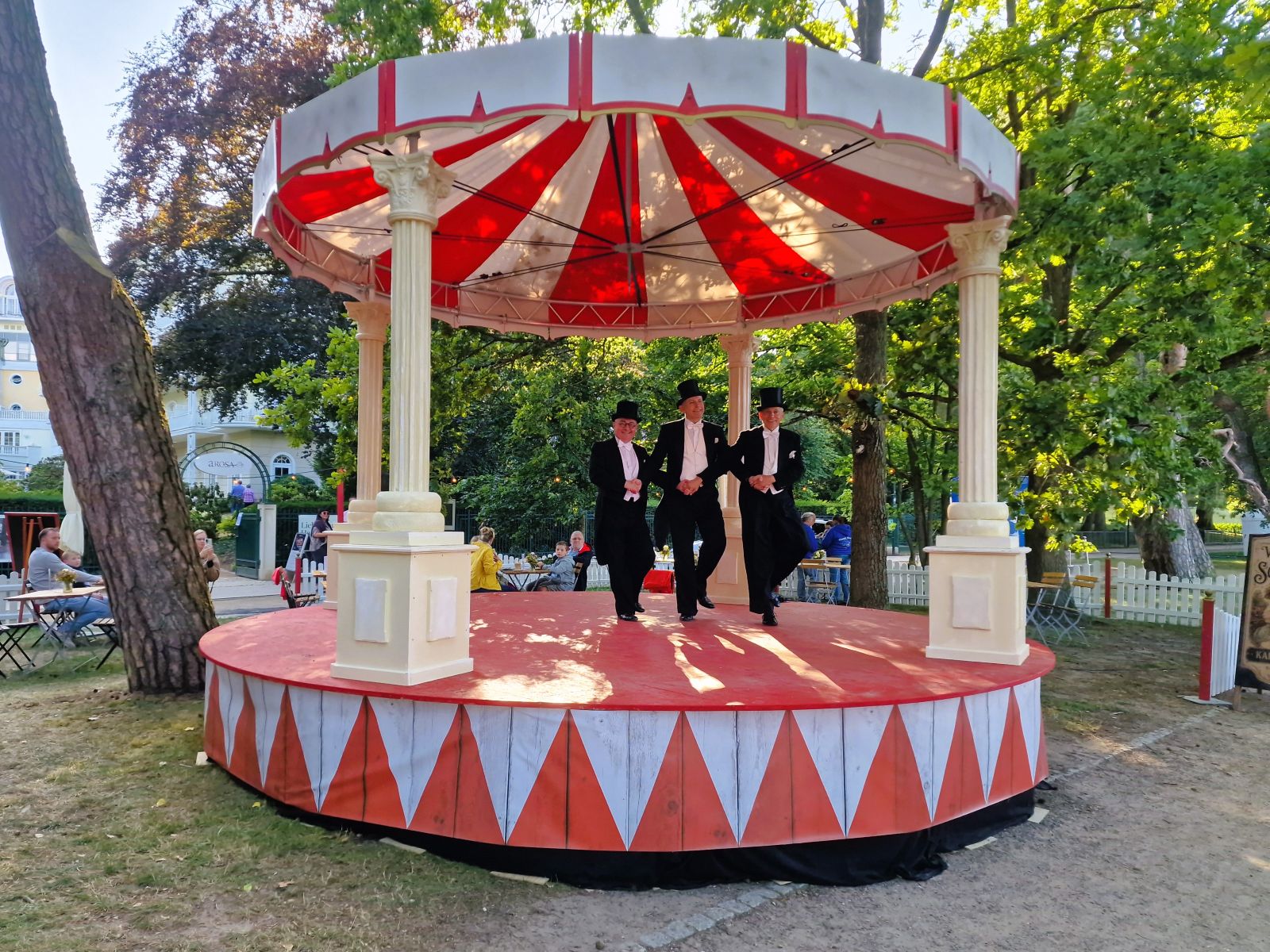 Rundbühne Nostalgie- Jahrmarktsbühne ∗ No.2 – Bild 2