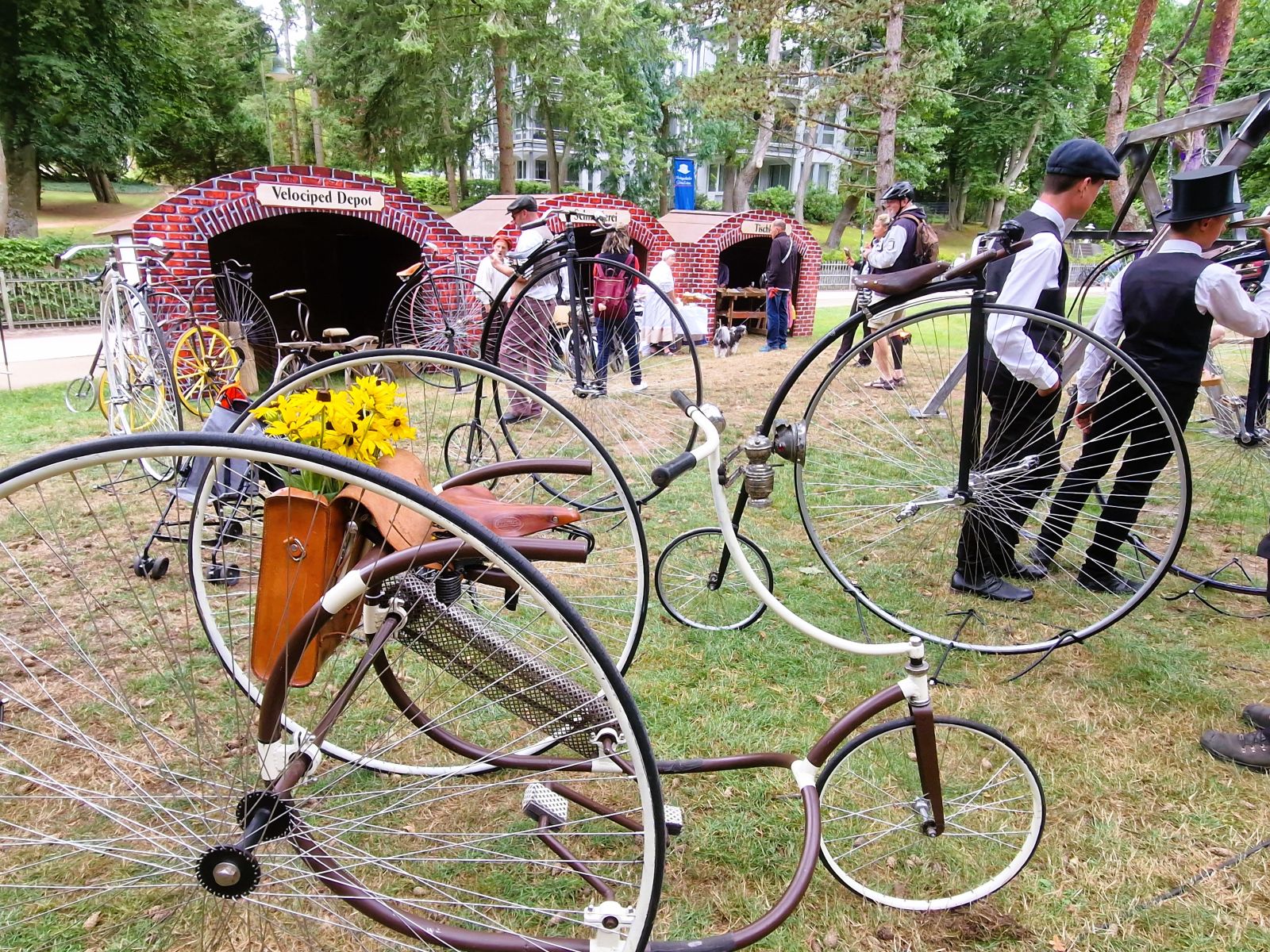Velociped Depot - Nostalgischer Fahrradladen – Bild 3