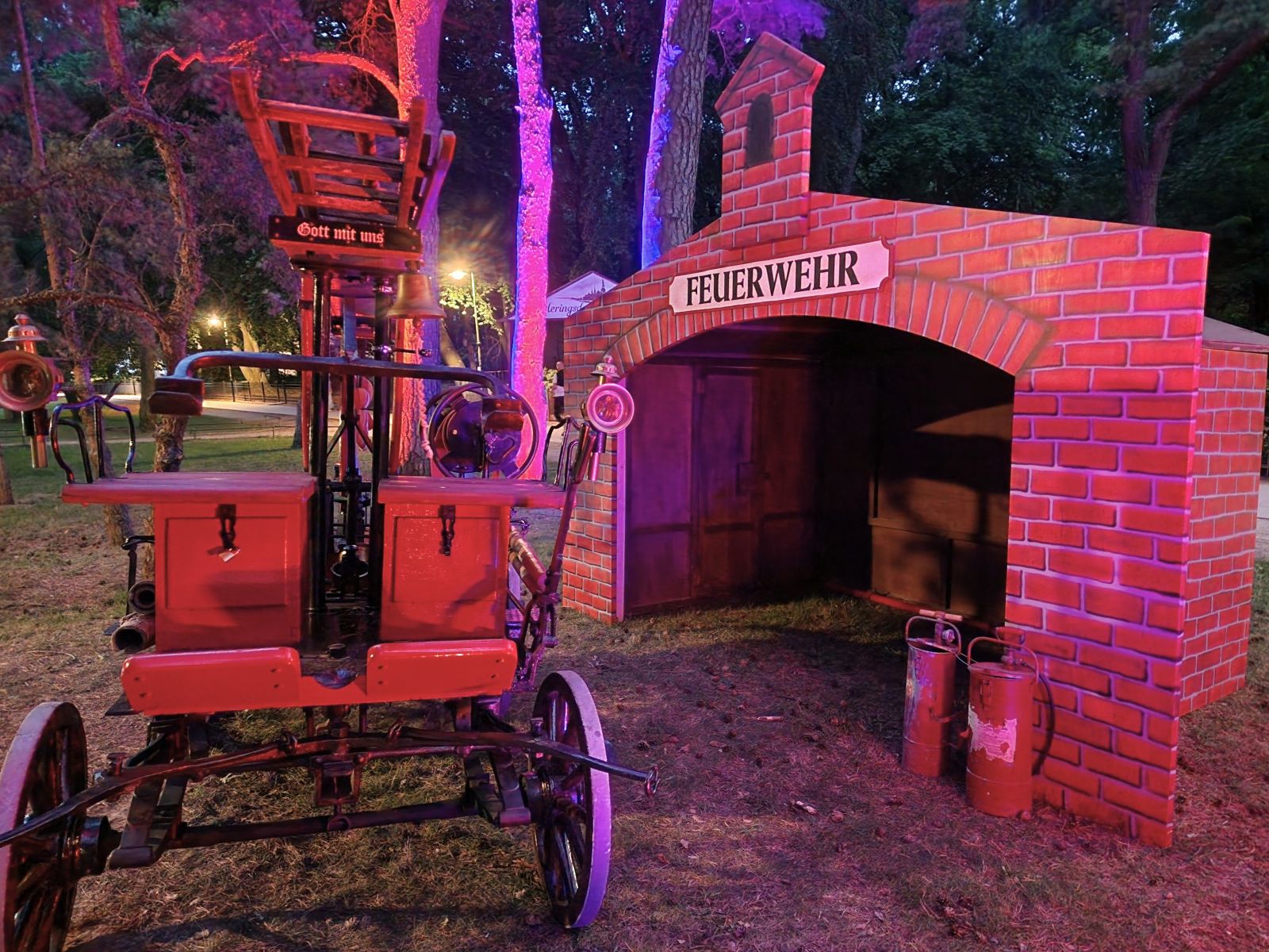 Nostalgische Feuerwehrhütte – Bild 2