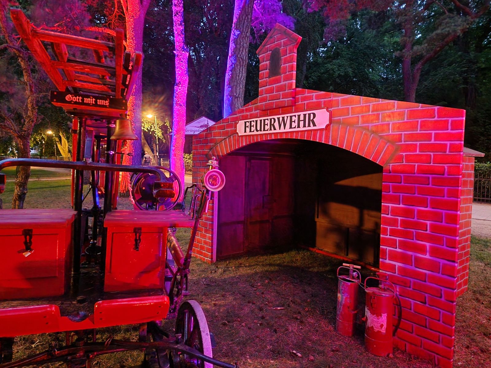 Nostalgische Feuerwehrhütte – Bild 3